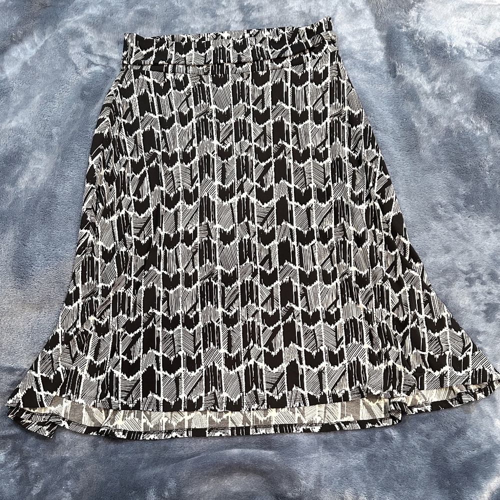 LuLaRoe Black and White Azure Skirt